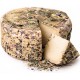 Formaggio affinato in barrique con fieno di montagna