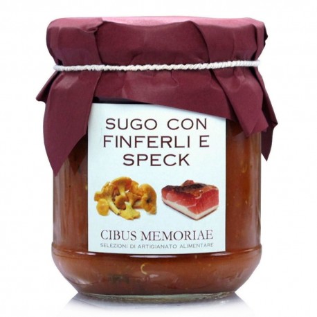 Sugo con finferli e speck